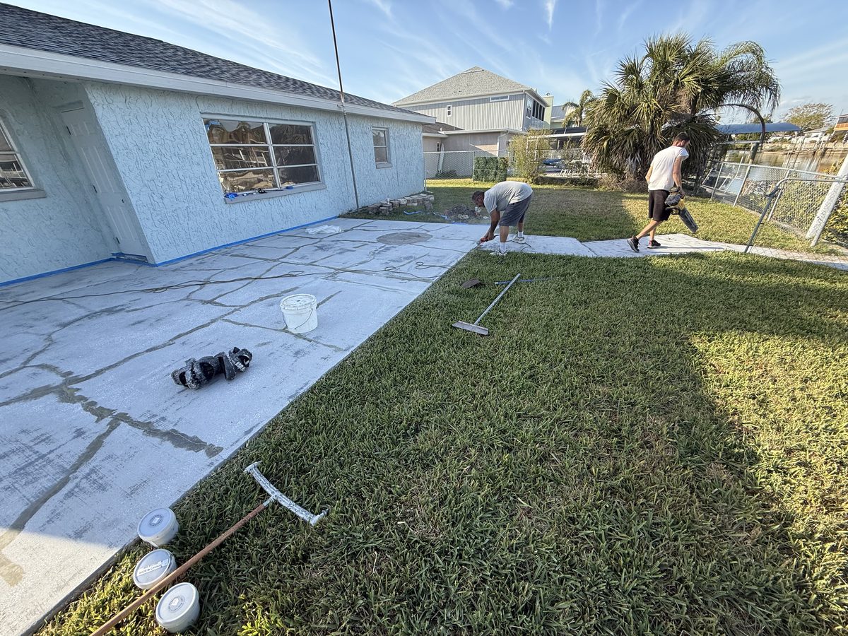 Flake epoxy garage — full view